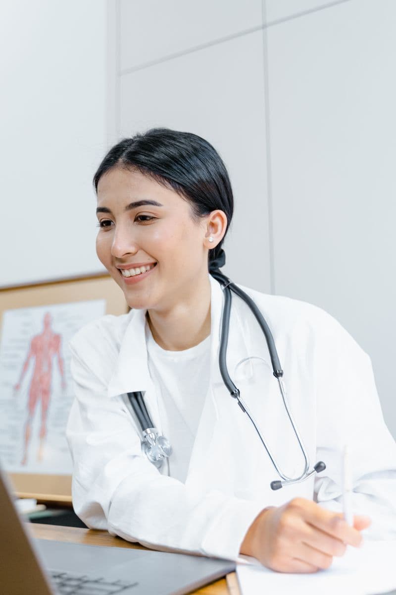 Portrait of Dr. Helen Ashcroft, DMD